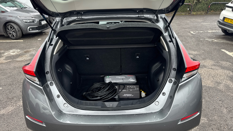 Nissan LEAF 110kW Acenta 39kWh 5dr Auto Electric Hatchback